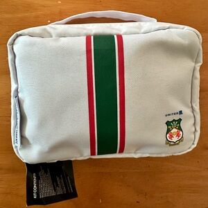 NWT Limited-Edition United x Wrexham AFC Amenity Kit